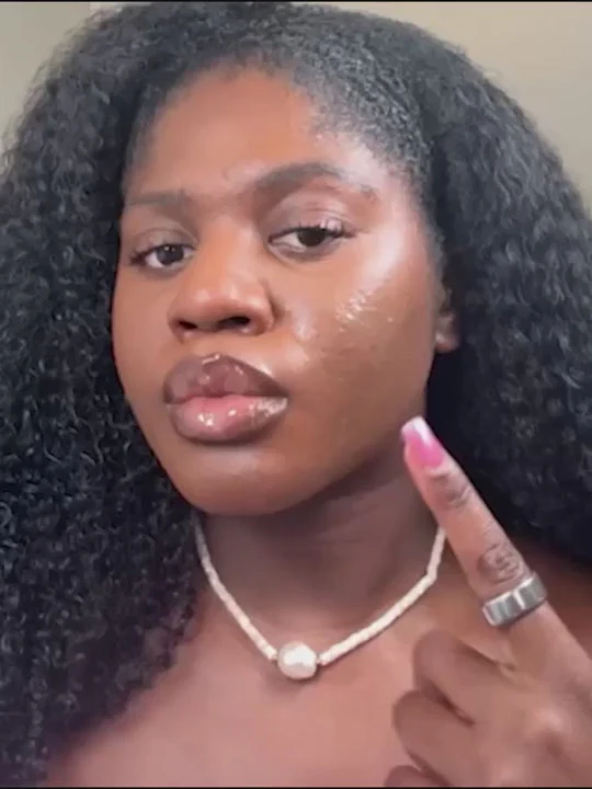 creaseless 12HR setting powder - Image 2