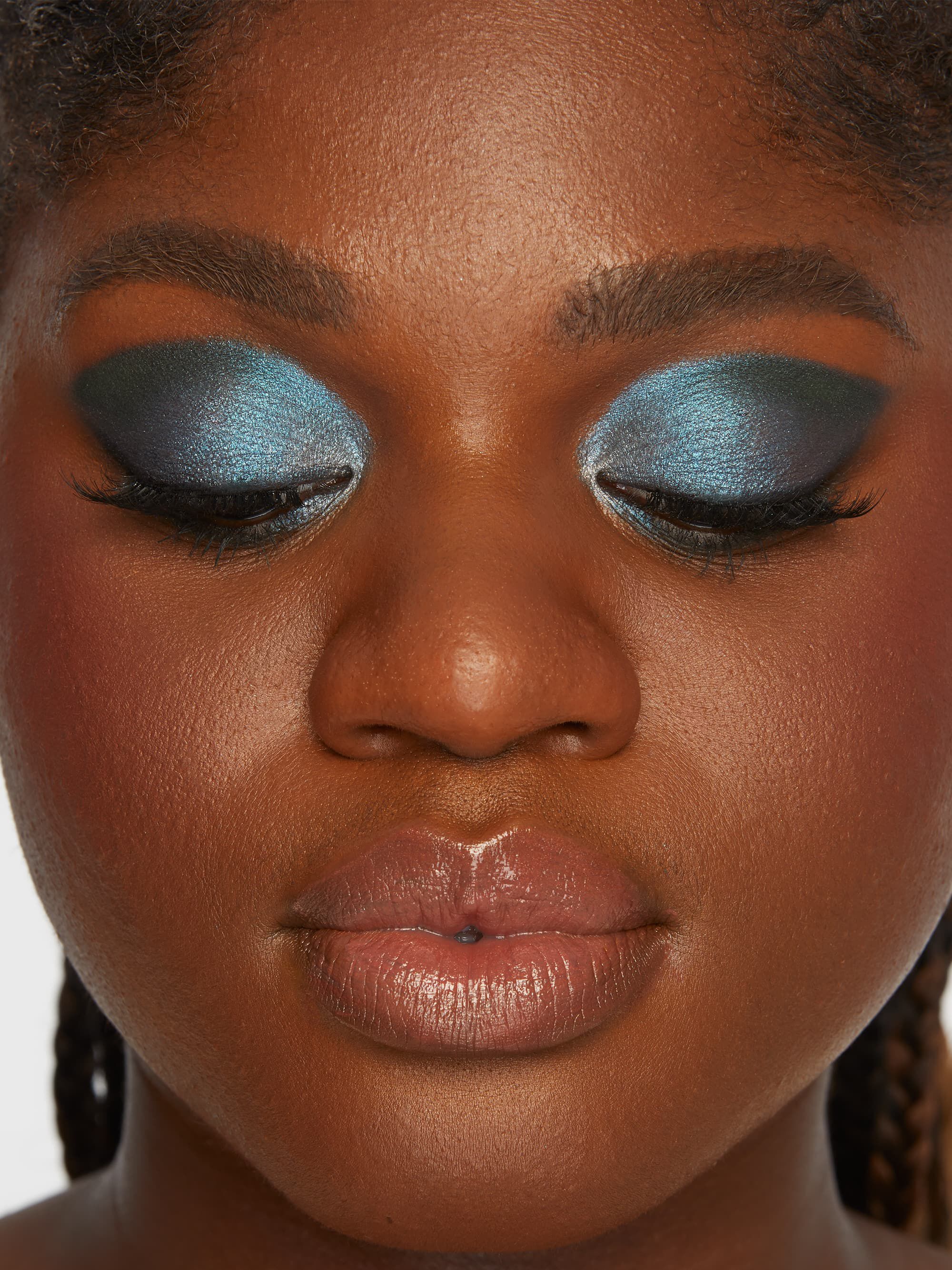 glamazon™ Amazonian clay eyeshadow palette - Image 4