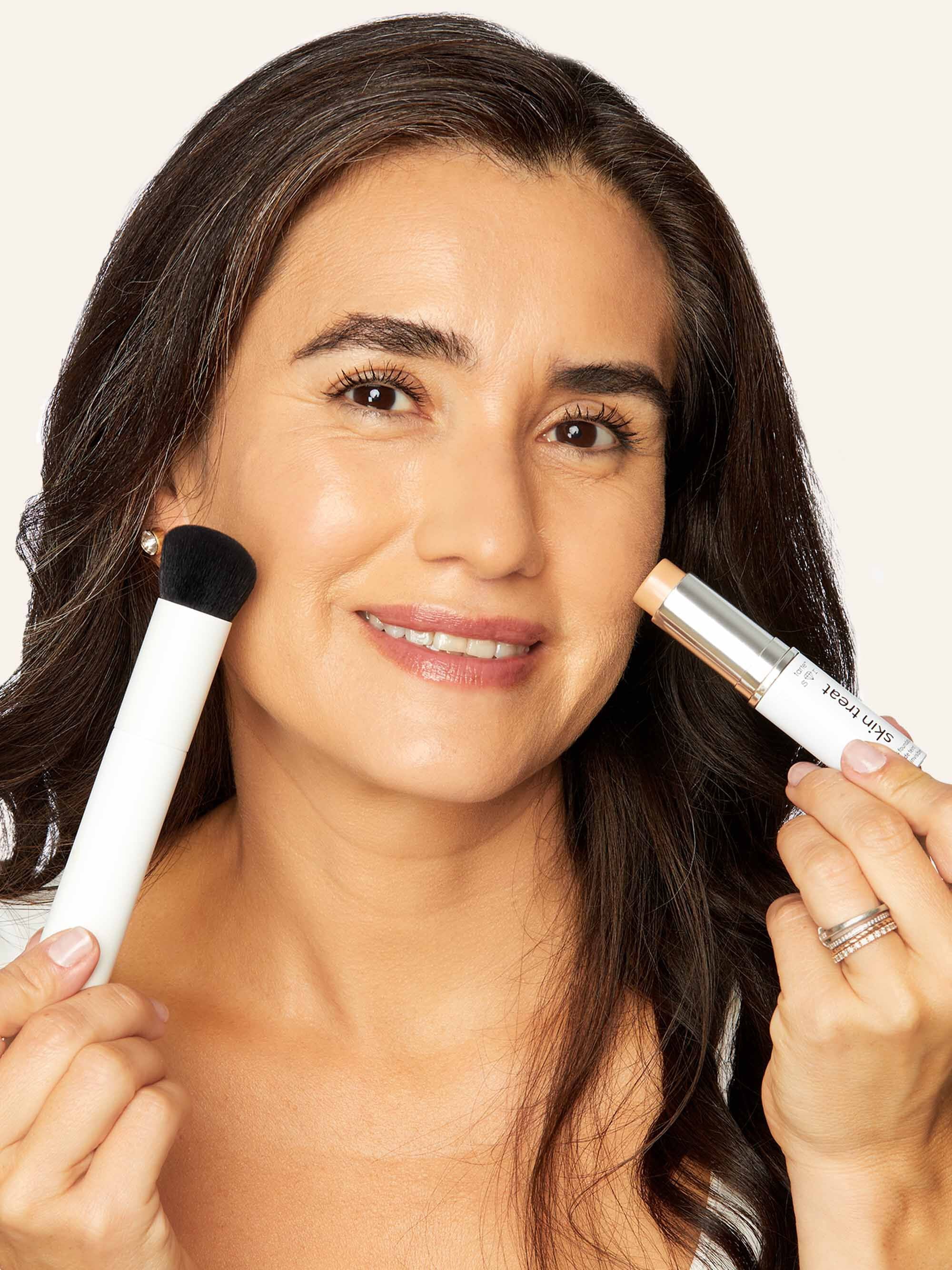 skin treat poreless foundation stick - Image 8